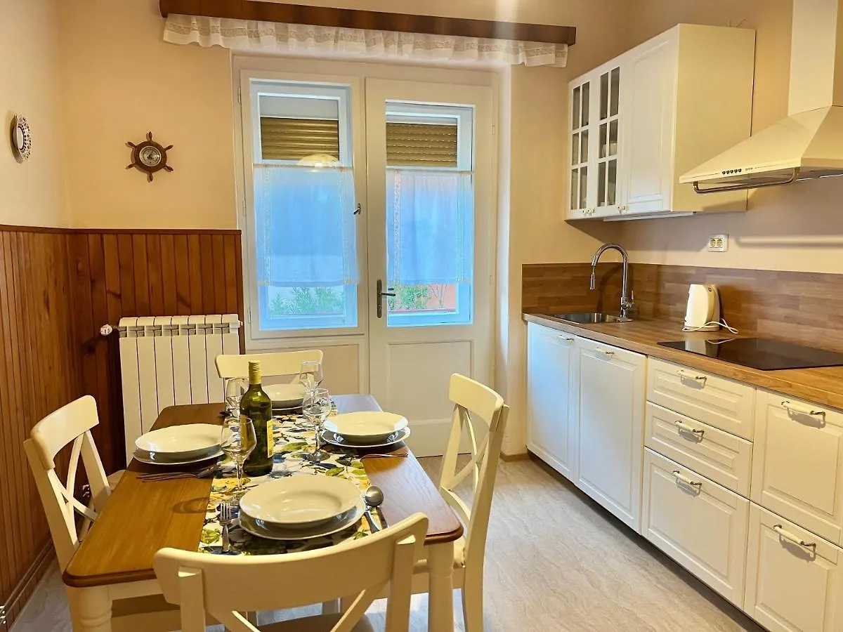 Apartment Apartman Cinthia Crikvenica